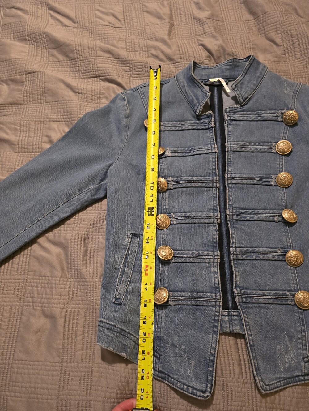 Free People Distressed Denim Military Jacket Gold Buttons Small - Picture 16 of 16